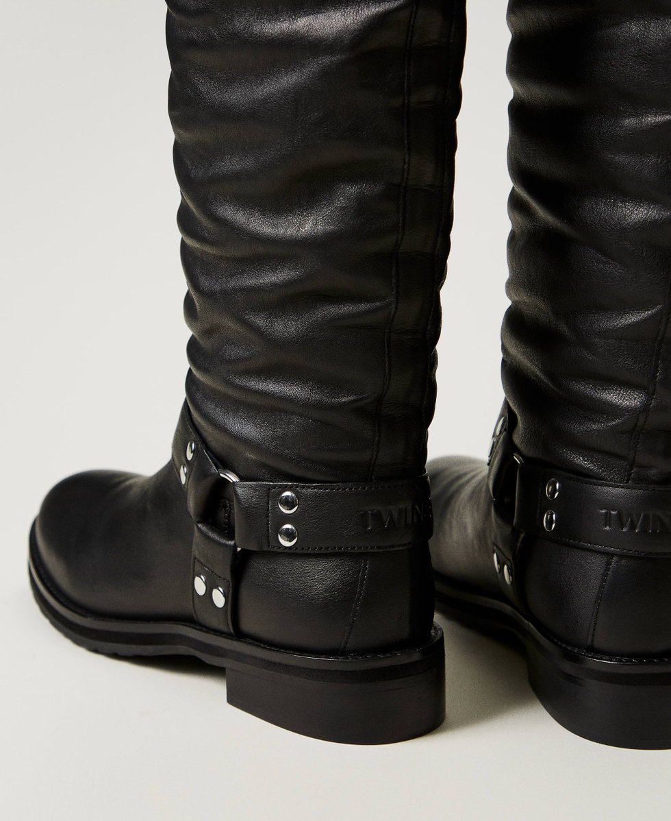 Darcy boots store