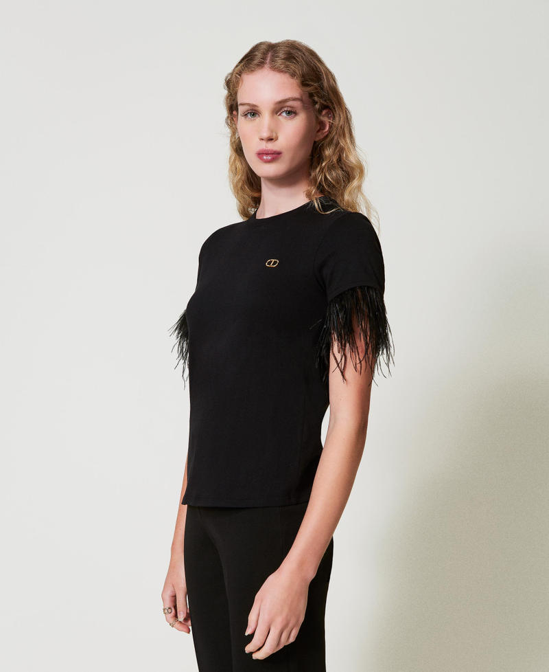 T-shirt avec logo Oval T et plumes Noir Femme 242TT2080_00006_02