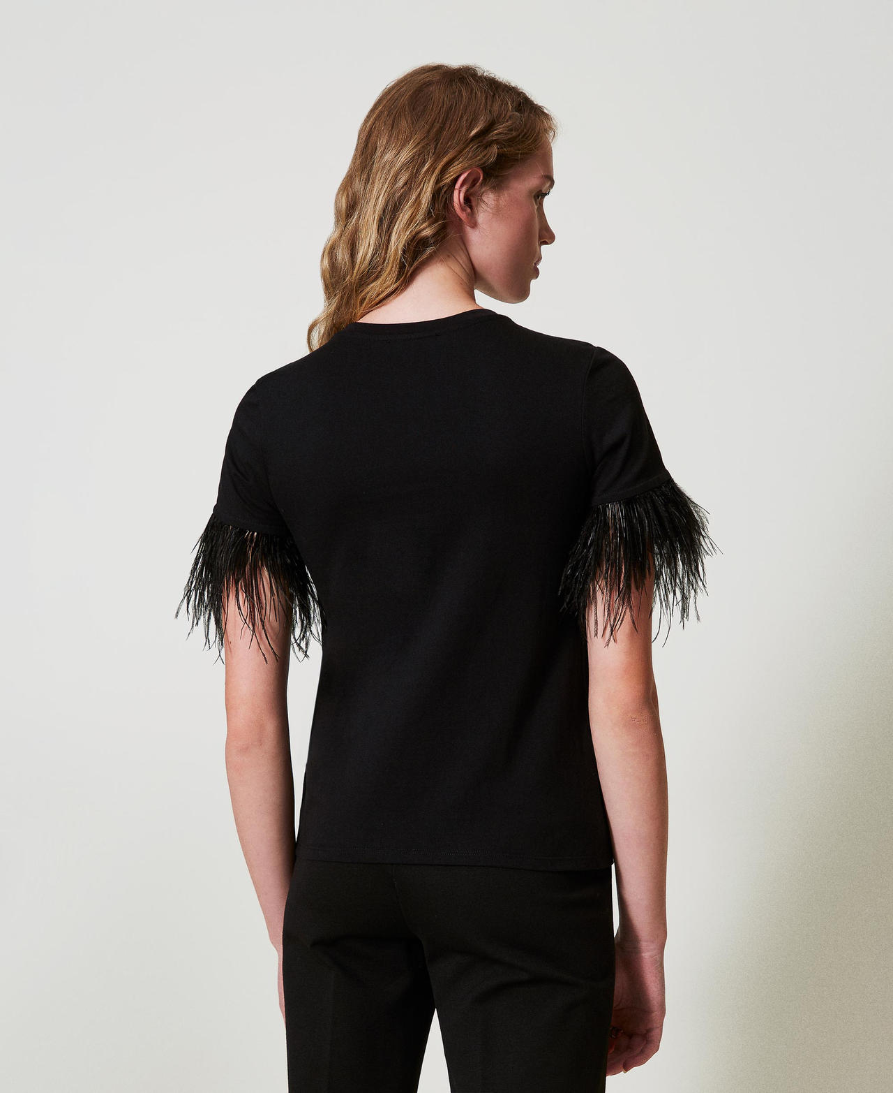 T-shirt with Oval T logo and feathers Black Woman 242TT2080_00006_03