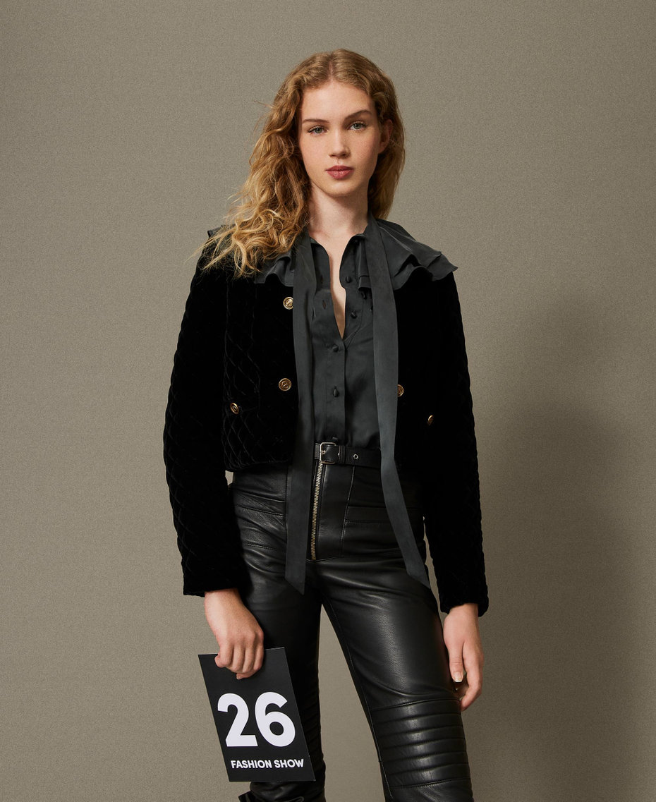 Steppjacke aus Samt Schwarz Frau 242TT2140_00006_01