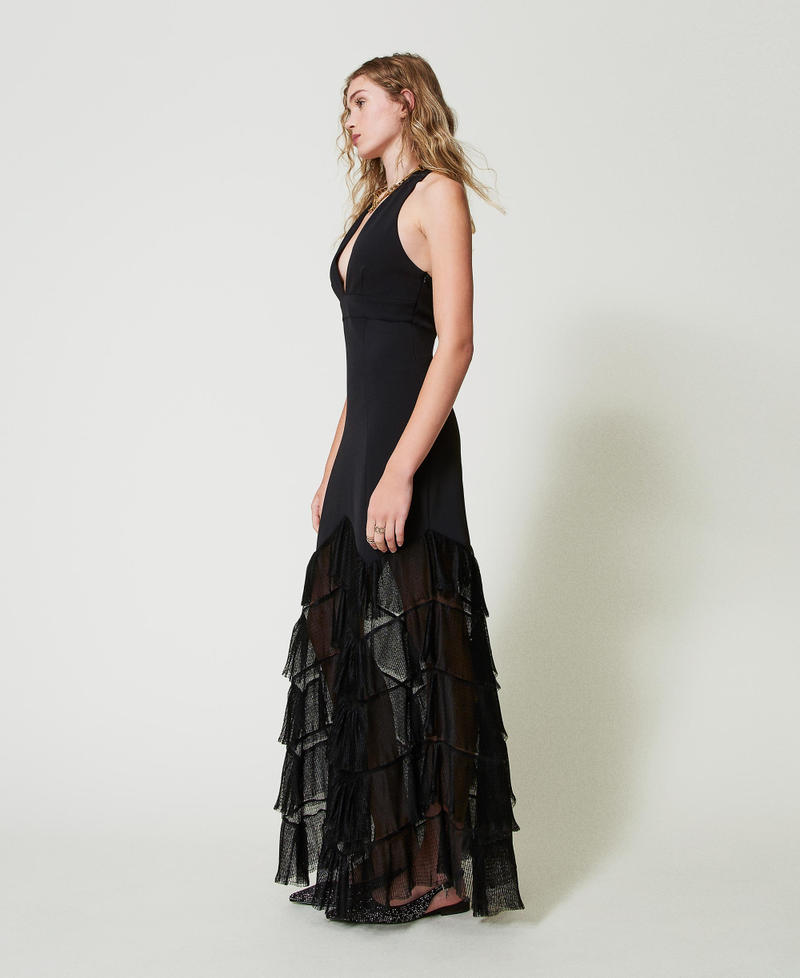 Maxi-Neckholderkleid mit plissierten T&uuml;llvolants Schwarz Frau 242TT2301_00006_02