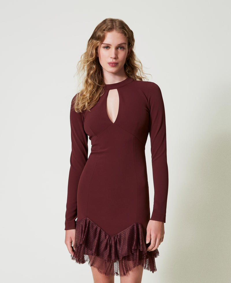 Vestido corto con volantes plisados de tul