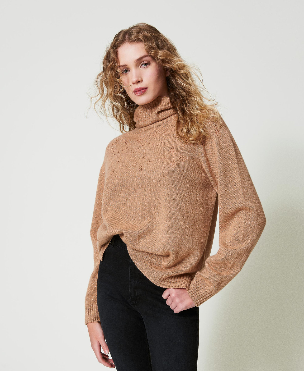 Pull col roul&eacute; en m&eacute;lange de laine et lurex Bicolore Marron &laquo;&nbsp;Sandy Brown&nbsp;&raquo;/Or Lurex Femme 242TT3014_12067_01