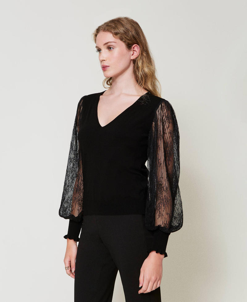 Pull double usage avec manches en dentelle Noir Femme 242TT3162_00006_02