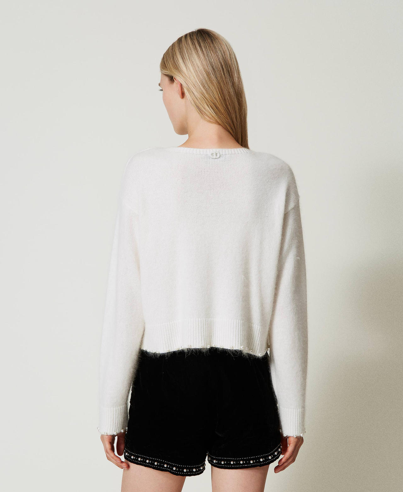 Angora blend cropped jumper with pearls White Snow Woman 242TT3292_00282_03