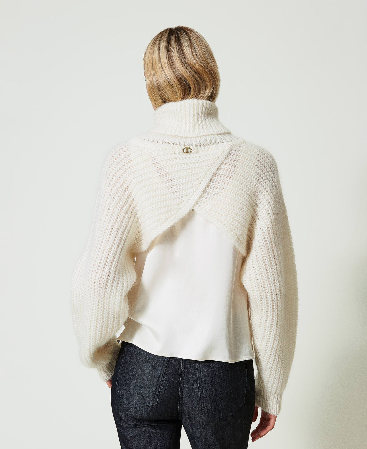 Schulterw&auml;rmer aus Gestrick aus Mohairmischung Wei&szlig; Schnee Frau 242TT3373_00282_03