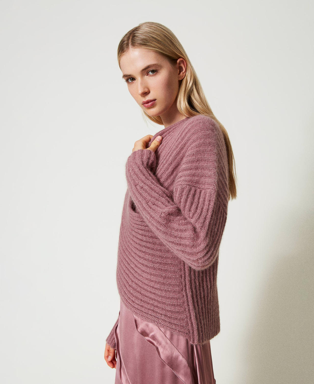Dual-use mohair blend jumper Ruby Chocolate Pink Woman 242TT3374_11945_02