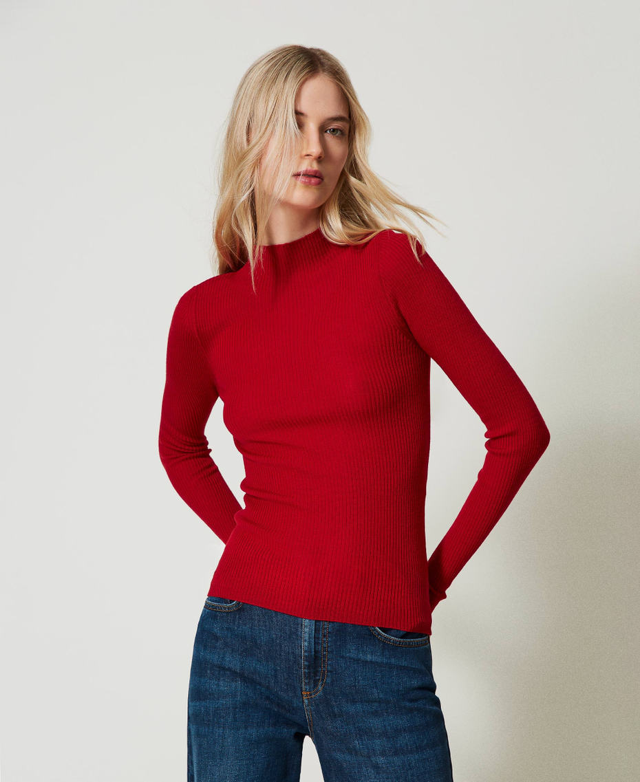 Nahtloser Stehkragenpullover aus Wolle Venedigrot Frau 242TT3550_00740_01