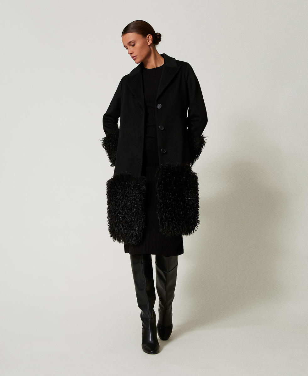 Wool blend cloth coat with faux fur