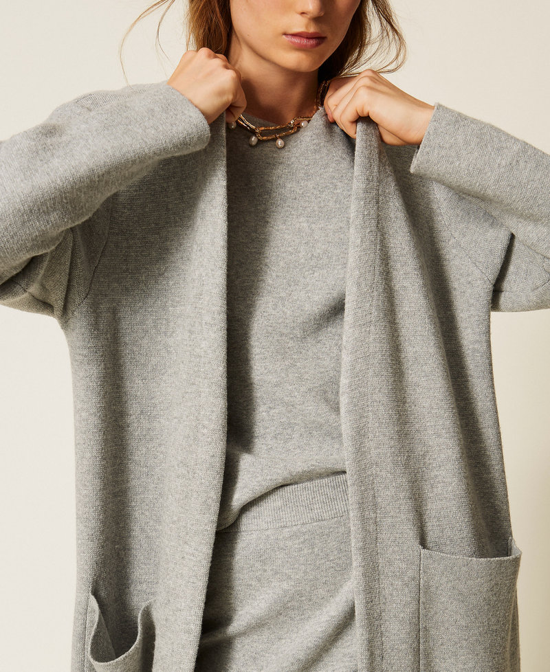 Maxi cardigan with pockets Light Grey Melange Woman 262LI3ABB_12837_05