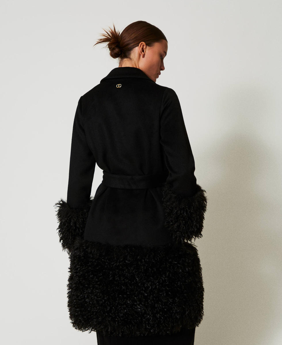 Wool blend cloth coat with faux fur