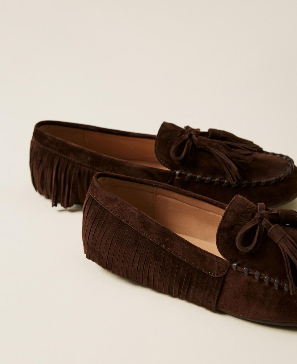Mokassin aus Veloursleder mit Fransen Darkness Brown Frau 262TCP162_13411_03