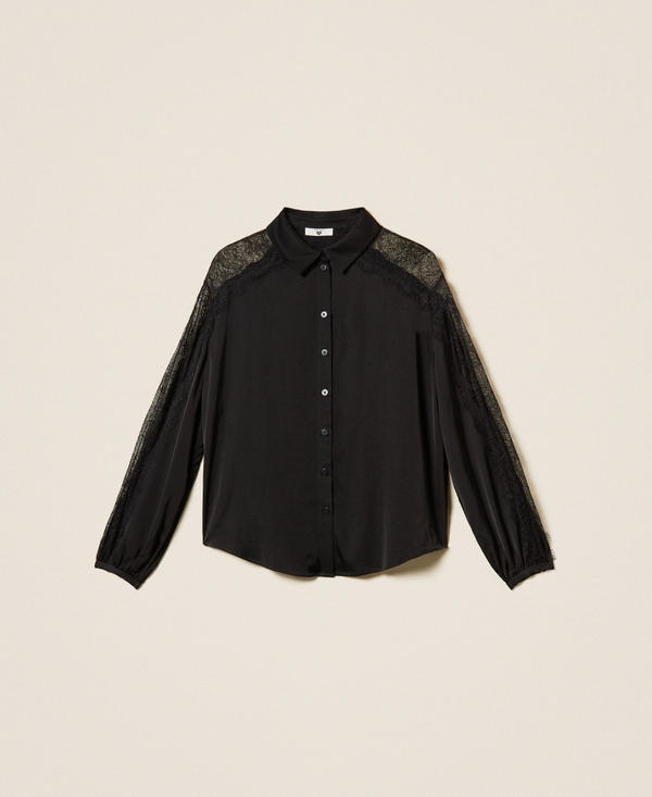 Chemise en satin avec dentelle