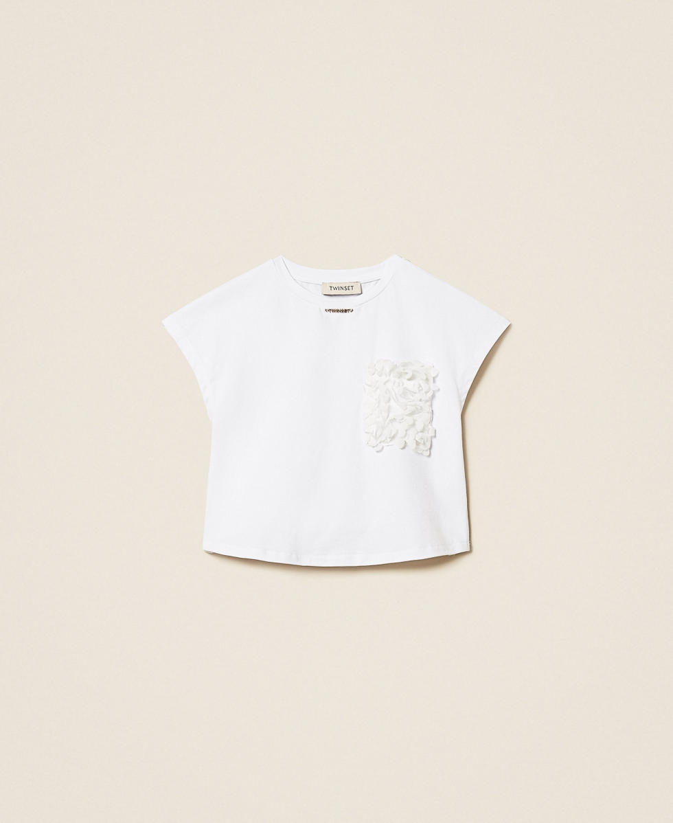 Boxy T-shirt with roses