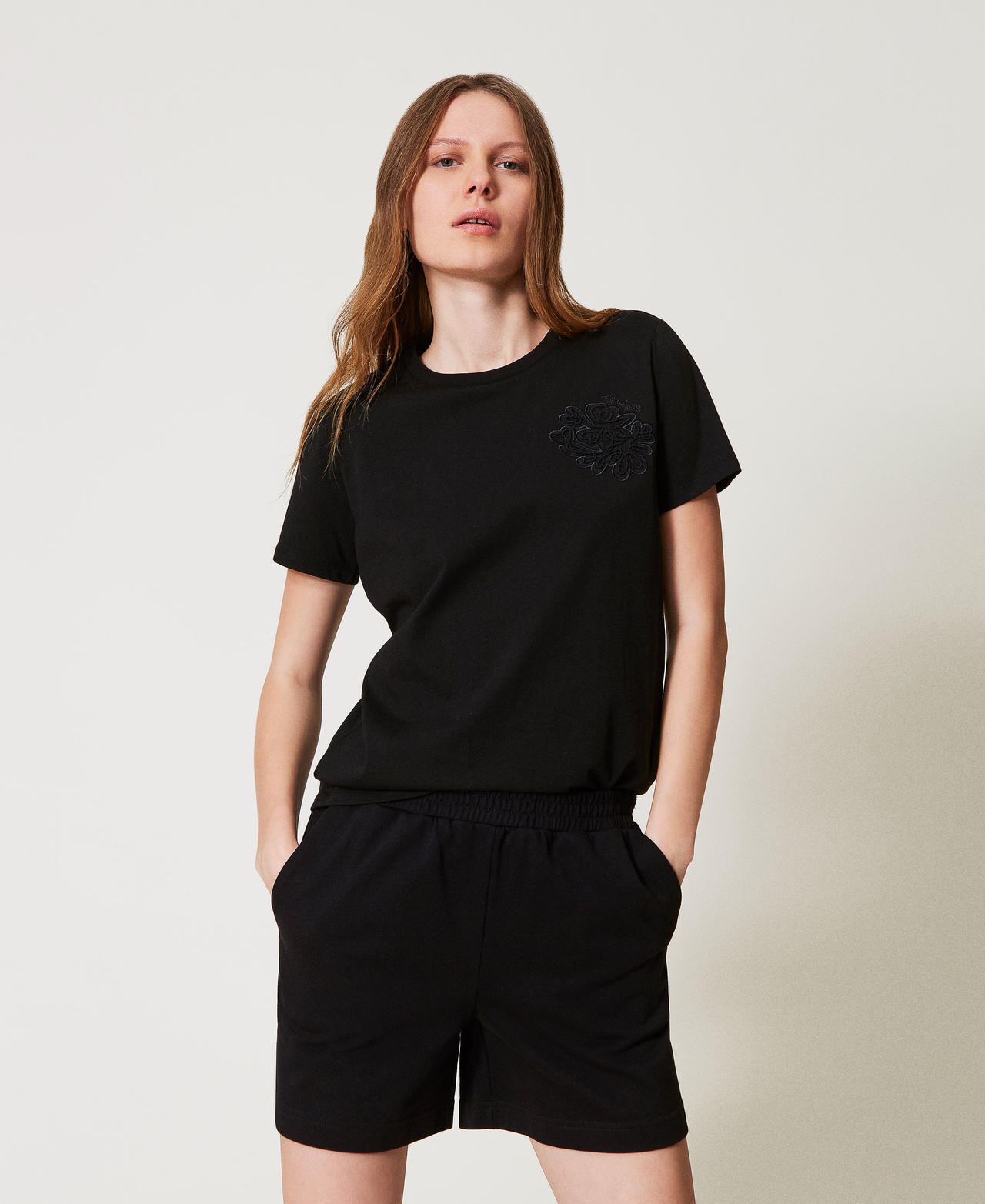 Regular T-shirt with embroidery Black Woman 251LL2HGG_00006_01