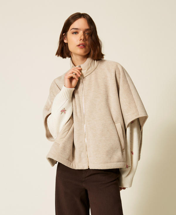 Wool cloth poncho with zip