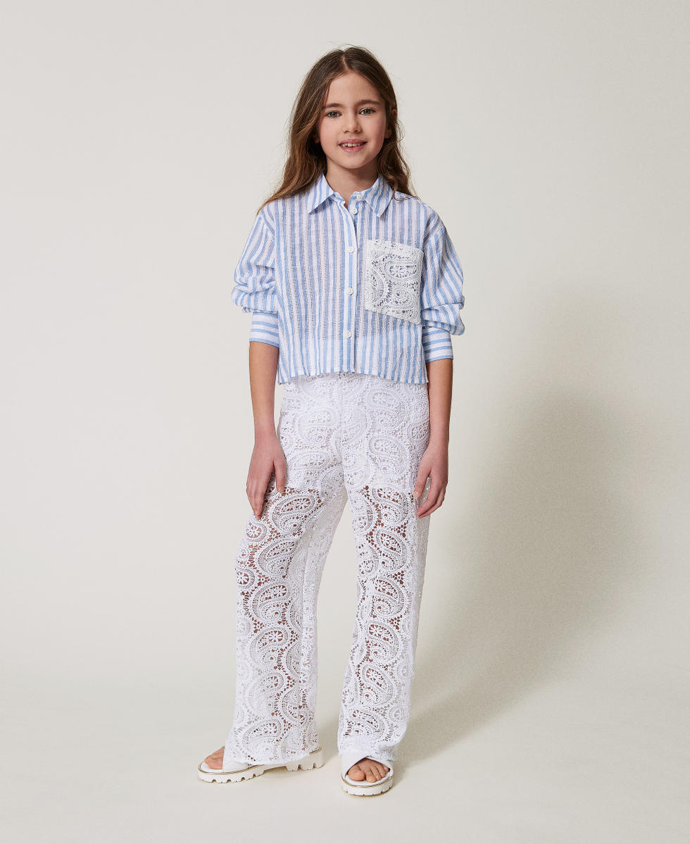 Camicia cropped in mussola e macram&egrave; Riga Paper Blue / Ice Bambina 251GJ2472_12208_T0