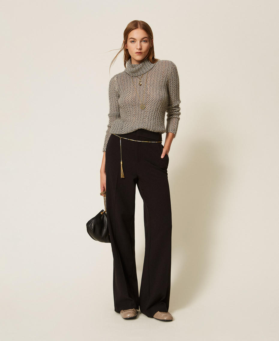 Rollkragenpullover mit Print Zweifarbig Geometric Black / Elfenbein Lurex Frau 262TT3401_14175_T0
