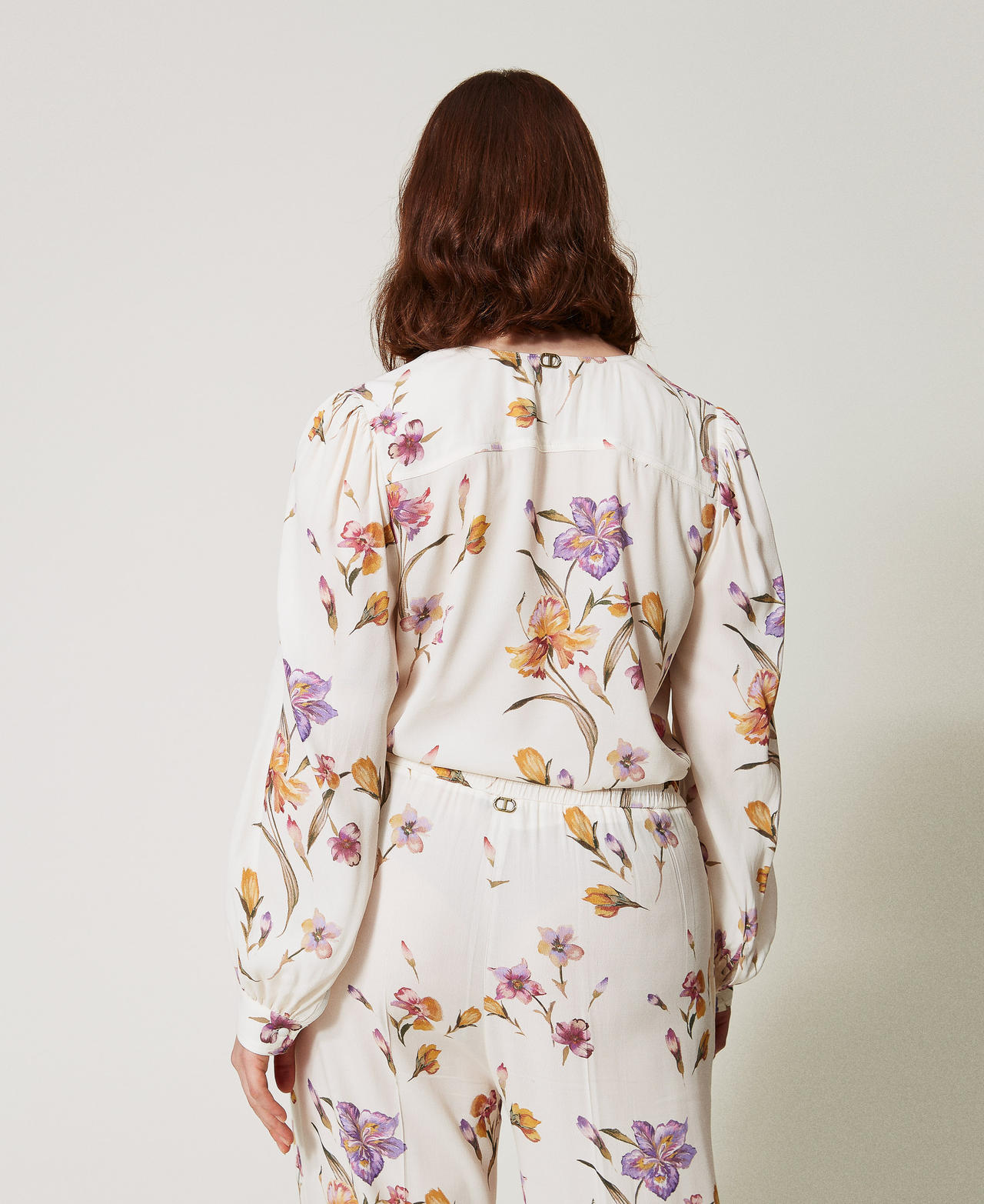 Camicia in cr&ecirc;pe de Chine a fiori Stampa Iris Multicolor / Madreperla Donna 251TP2774_12329_03