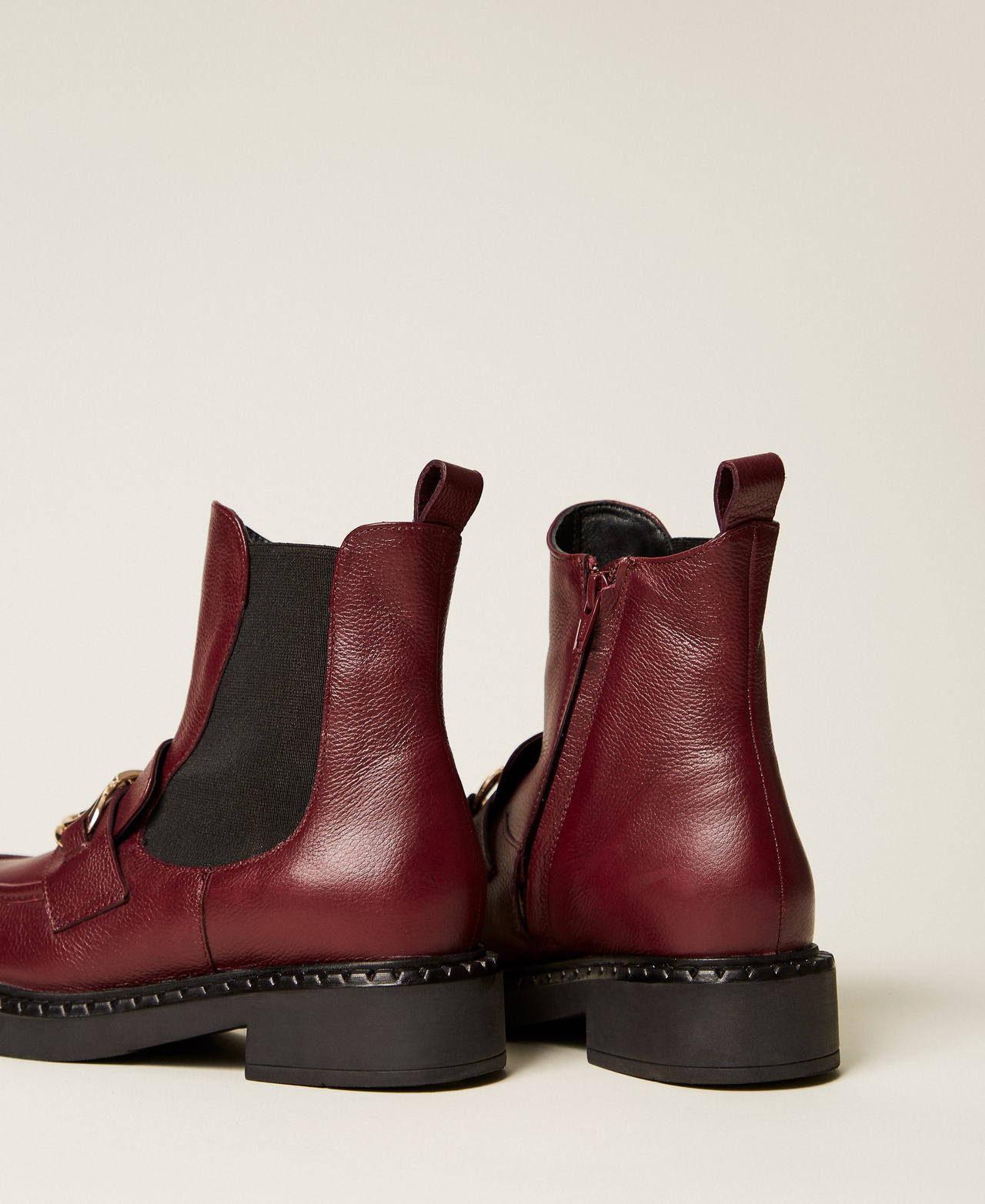 Bottines Chelsea en cuir avec Oval T Rouge Bordeaux Fille 252GCJ024_04218_03