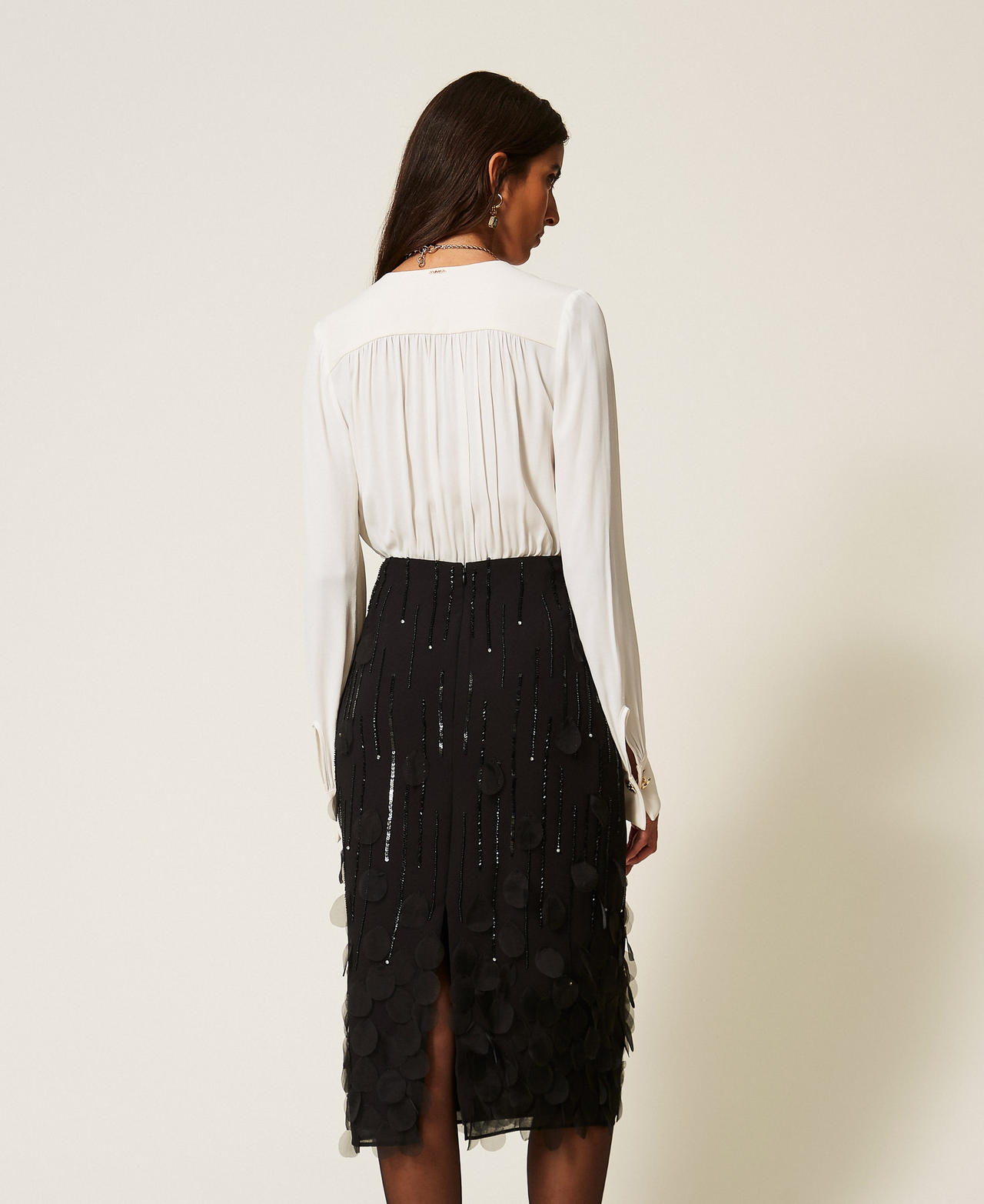TWINSET - Jupe mi-longue en crêpe georgette avec broderie, Femme, Noir, XS