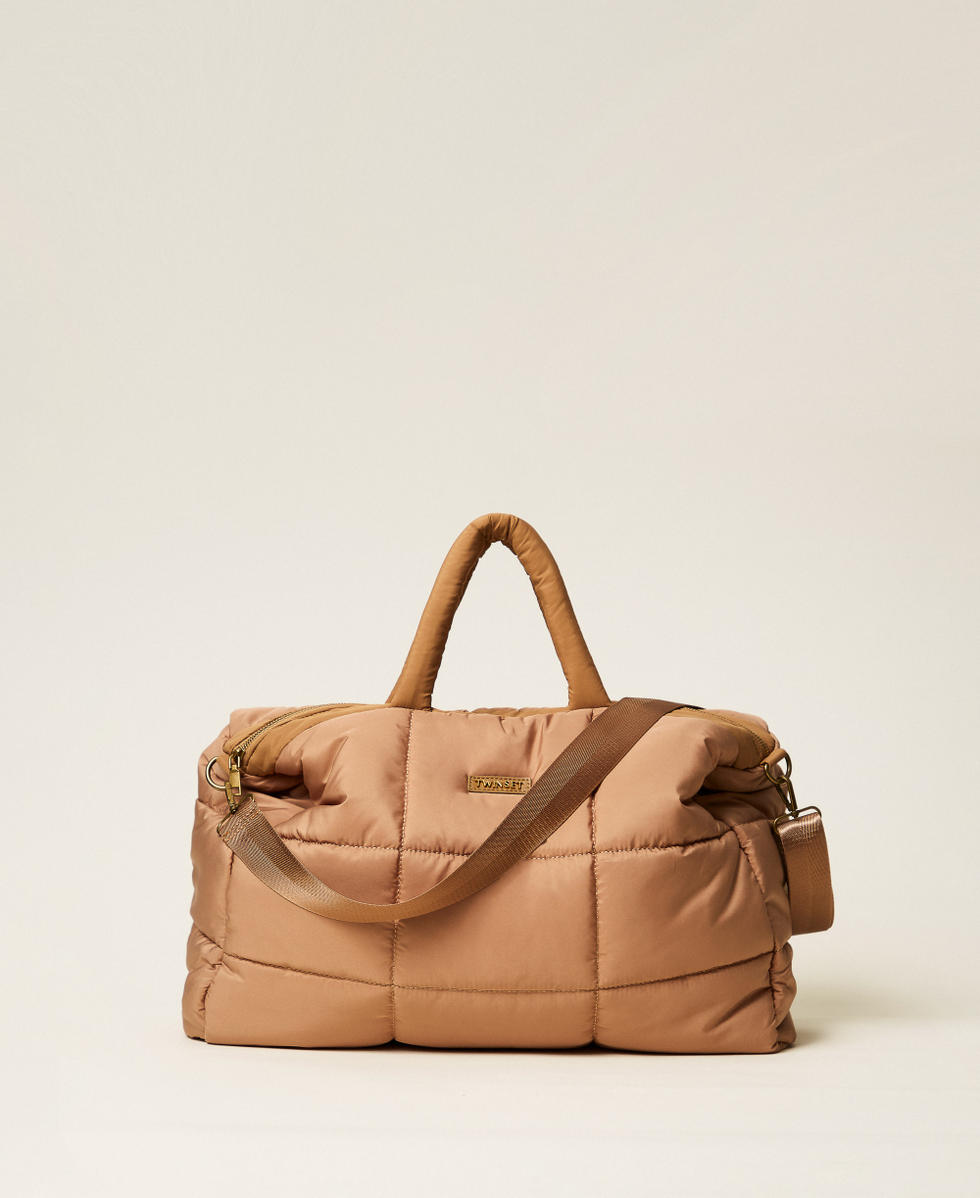 Quilted bag with shoulder strap