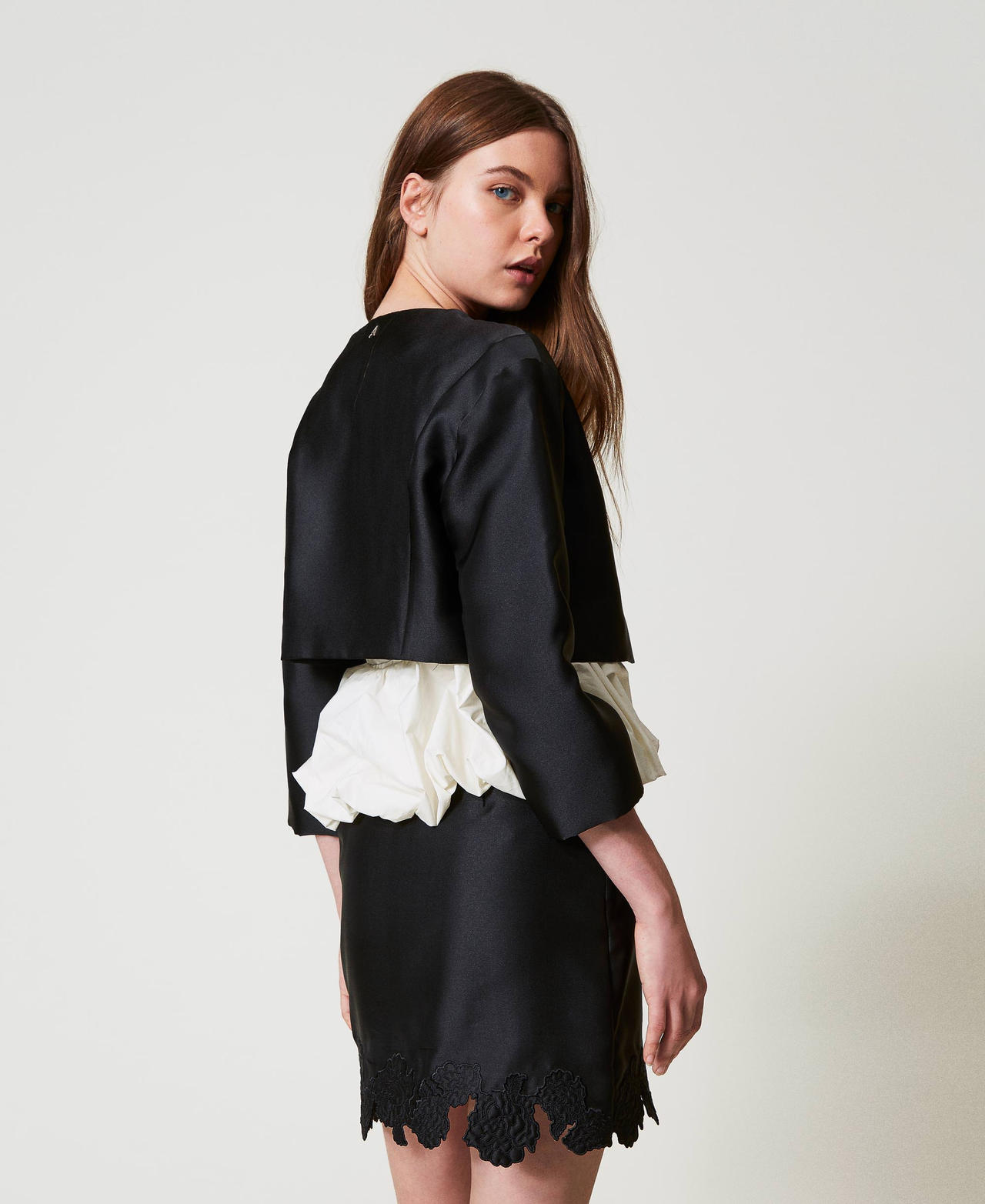 Twill jacket with broderie anglaise Black Woman 251AP2261_00006_02