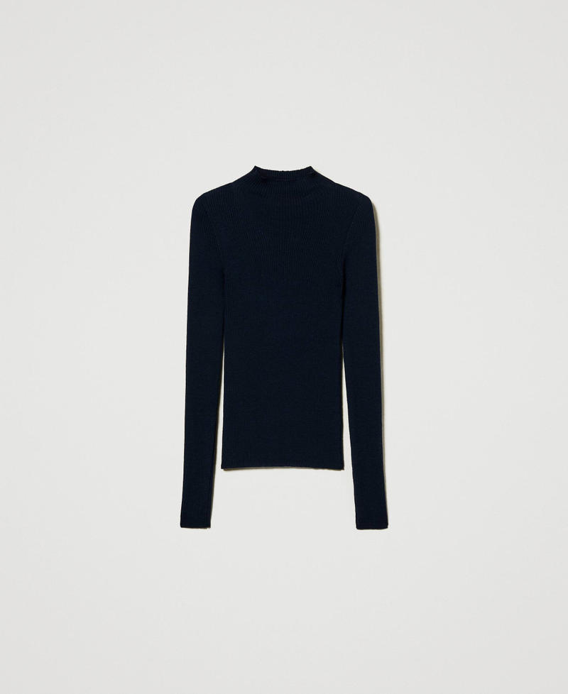 Turtleneck seamless wool jumper