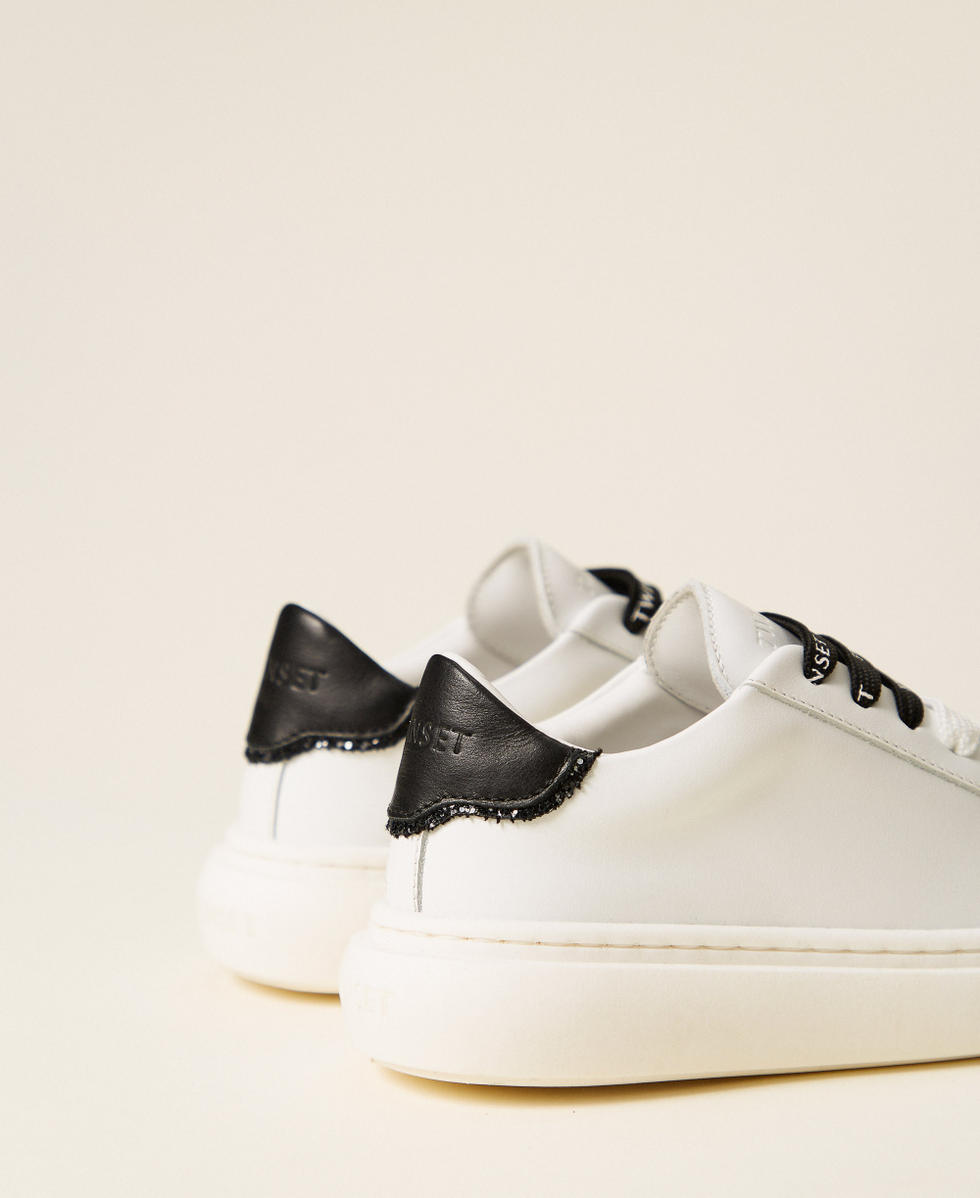 Baby-Sneaker aus Leder mit Logo Zweifarbig Off White / Schwarz M&auml;dchen 262GCB030_10973_03