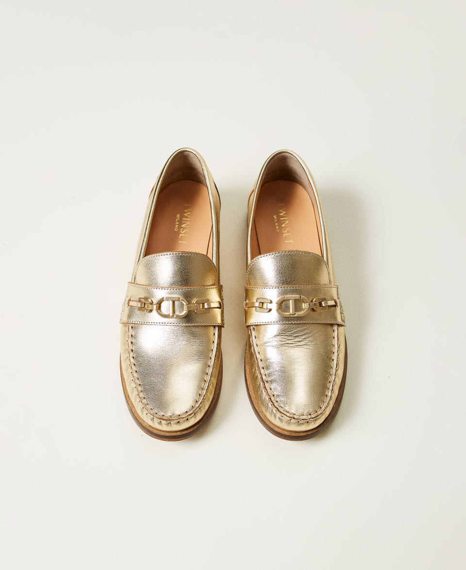 Leather loafers with Oval T Yellow Gold Woman 251TCP130_10366_04