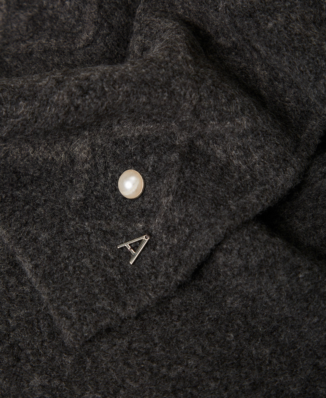 Sciarpa in maglia con perle e trecce Grigio Mélange Medio Donna 252AA4071_0082M_02