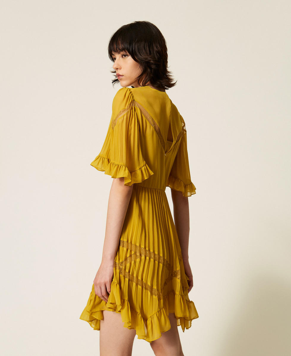 Robe courte en mousseline pliss&eacute;e avec tulle Jaune &laquo;&nbsp;Moutarde&nbsp;&raquo; Femme 262TP2691_12607_01