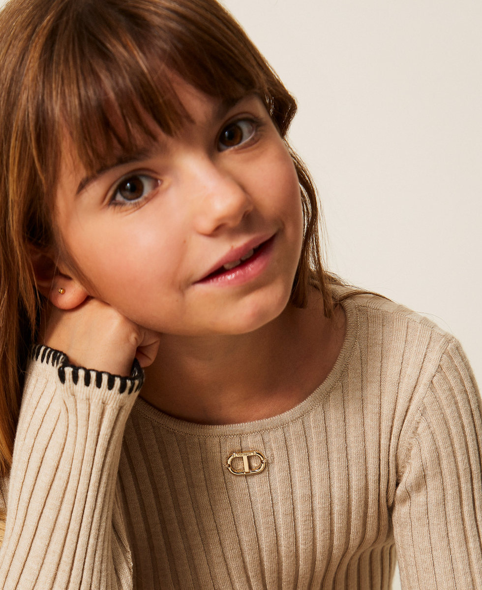 Pull c&ocirc;tel&eacute; pour fille avec broderie Beige &laquo;&nbsp;Biscuit&nbsp;&raquo; Fille 252GB3080_10884_04