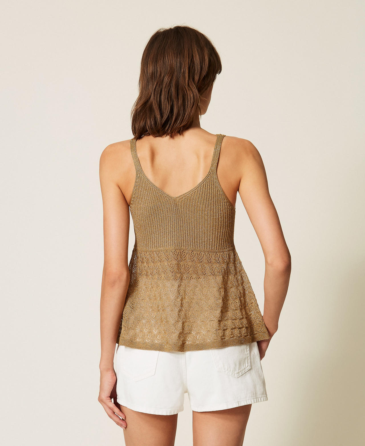 Figurbetontes Stricktop Golden Green Lurex Frau 262TP3Q30_12454_03