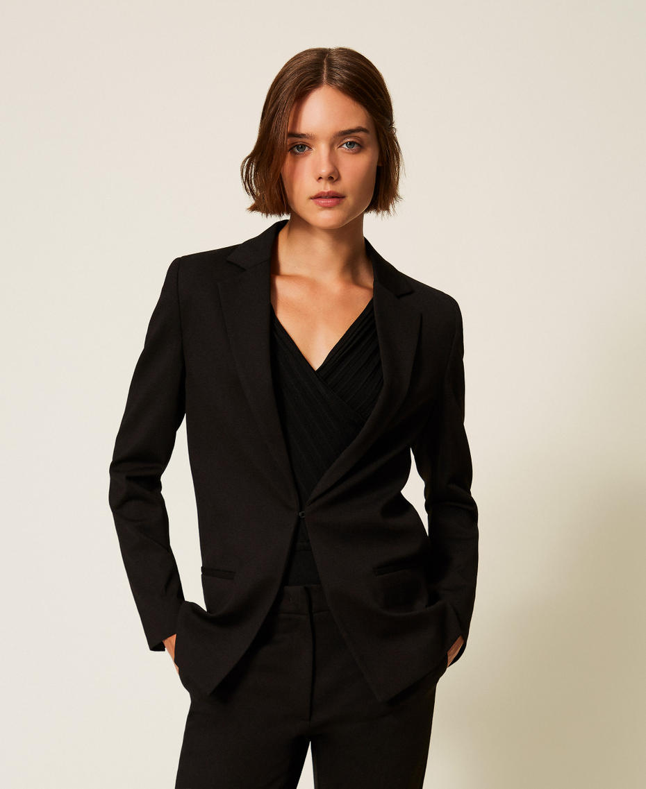 Slim fit blazer with pockets Black Woman 252TP2601_00006_01