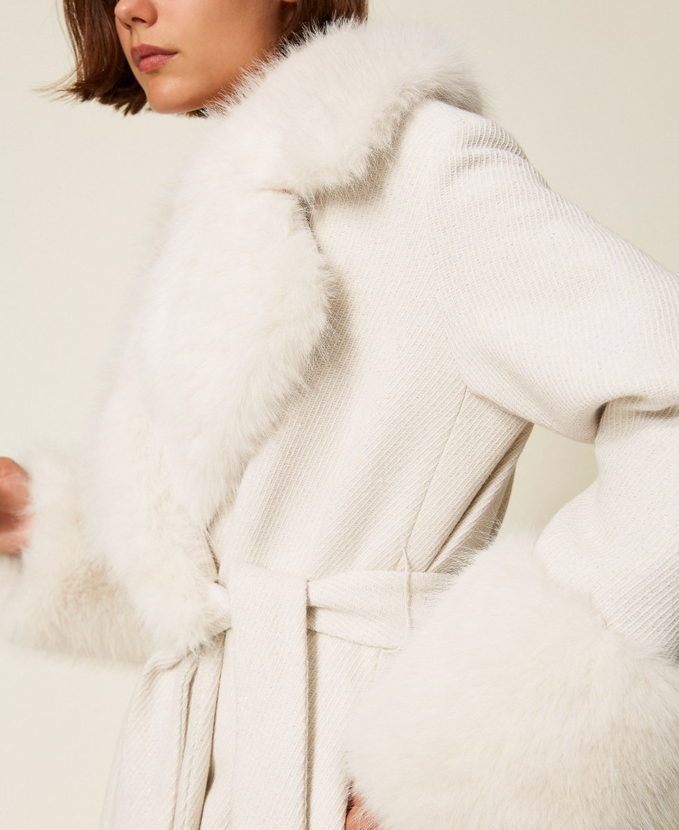 Manteau long en drap avec fausse fourrure Sel Poivre Neige/Argent Femme 252TT2040_12968_05