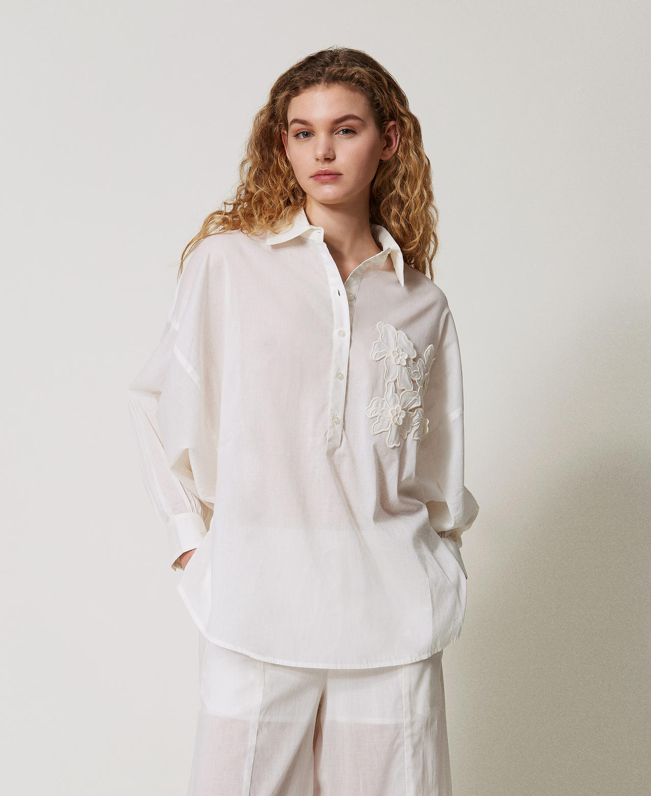 Blusa de muselina con flores bordadas Blanco Sugar Mujer 251LM2PBB_00632_01