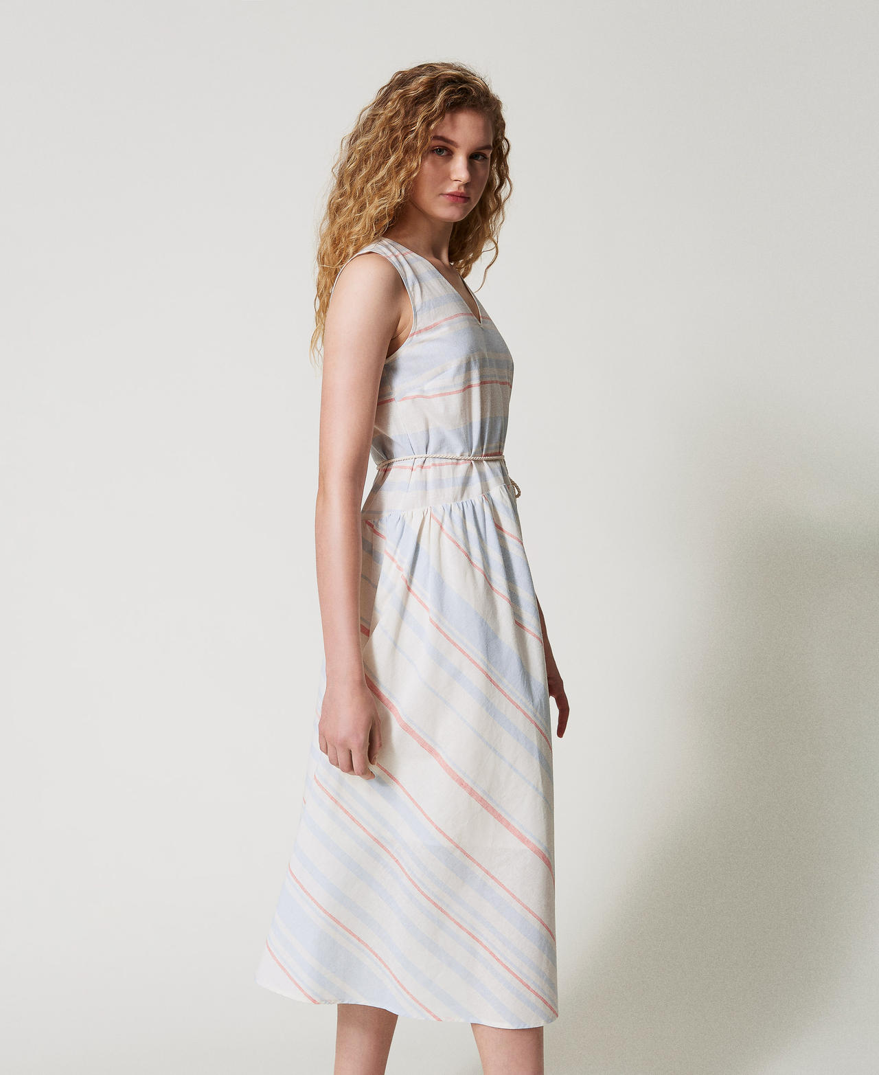 Long linen-blend striped dress Sugar/Coral Sunset/Blue Topaz Stripes Woman 251LM2JAA_12378_02