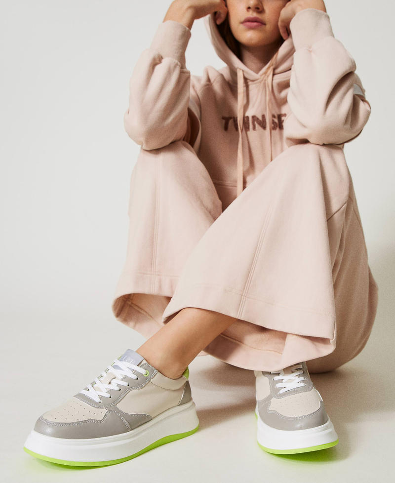 Colour block trainers Two-tone Optical White / Soft Lime Green Woman 242LIP010_11741_0S