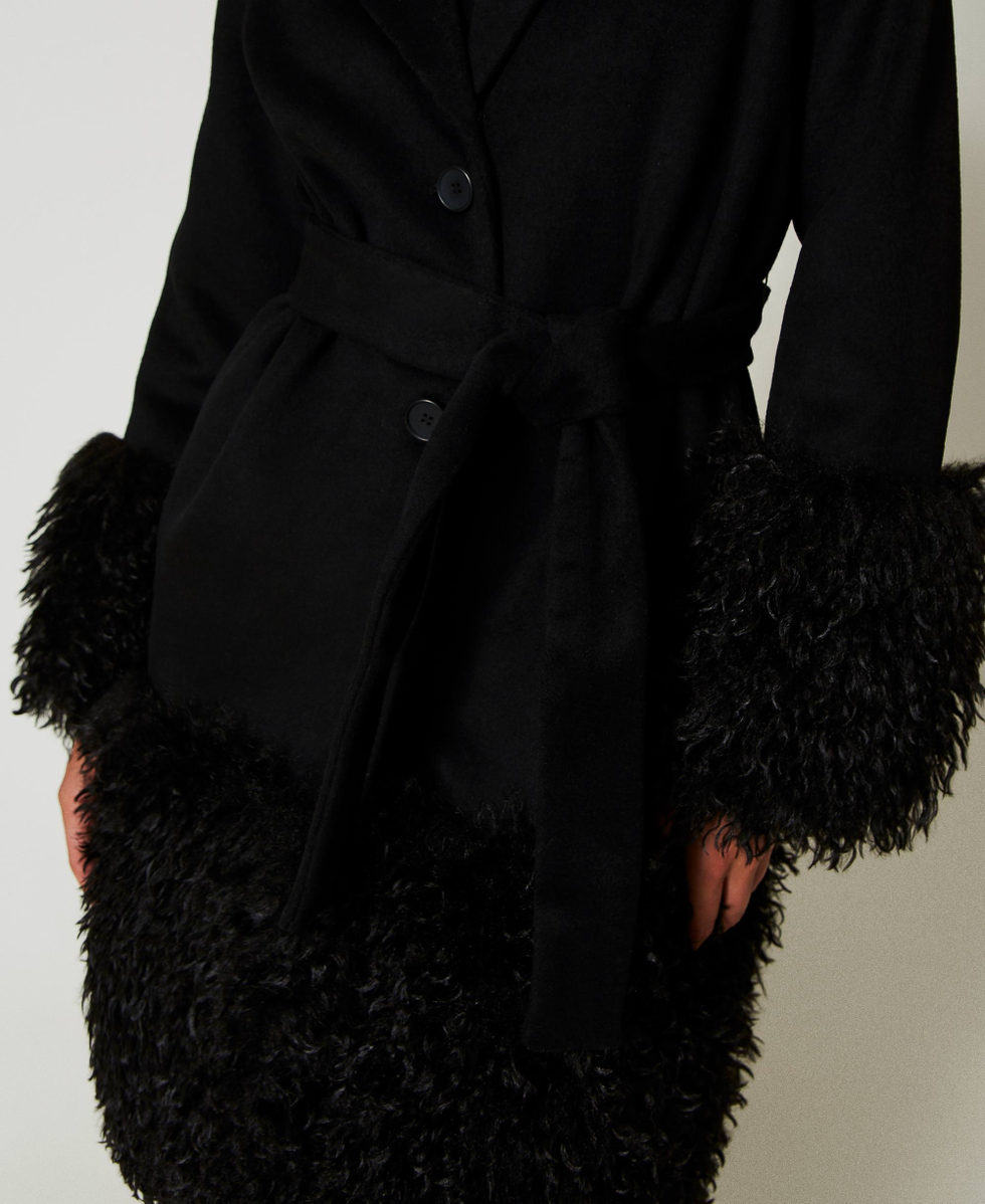 Wool blend cloth coat with faux fur
