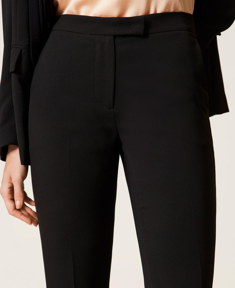 Cr&ecirc;pe flared trousers Black Woman 261TP2193_00006_04