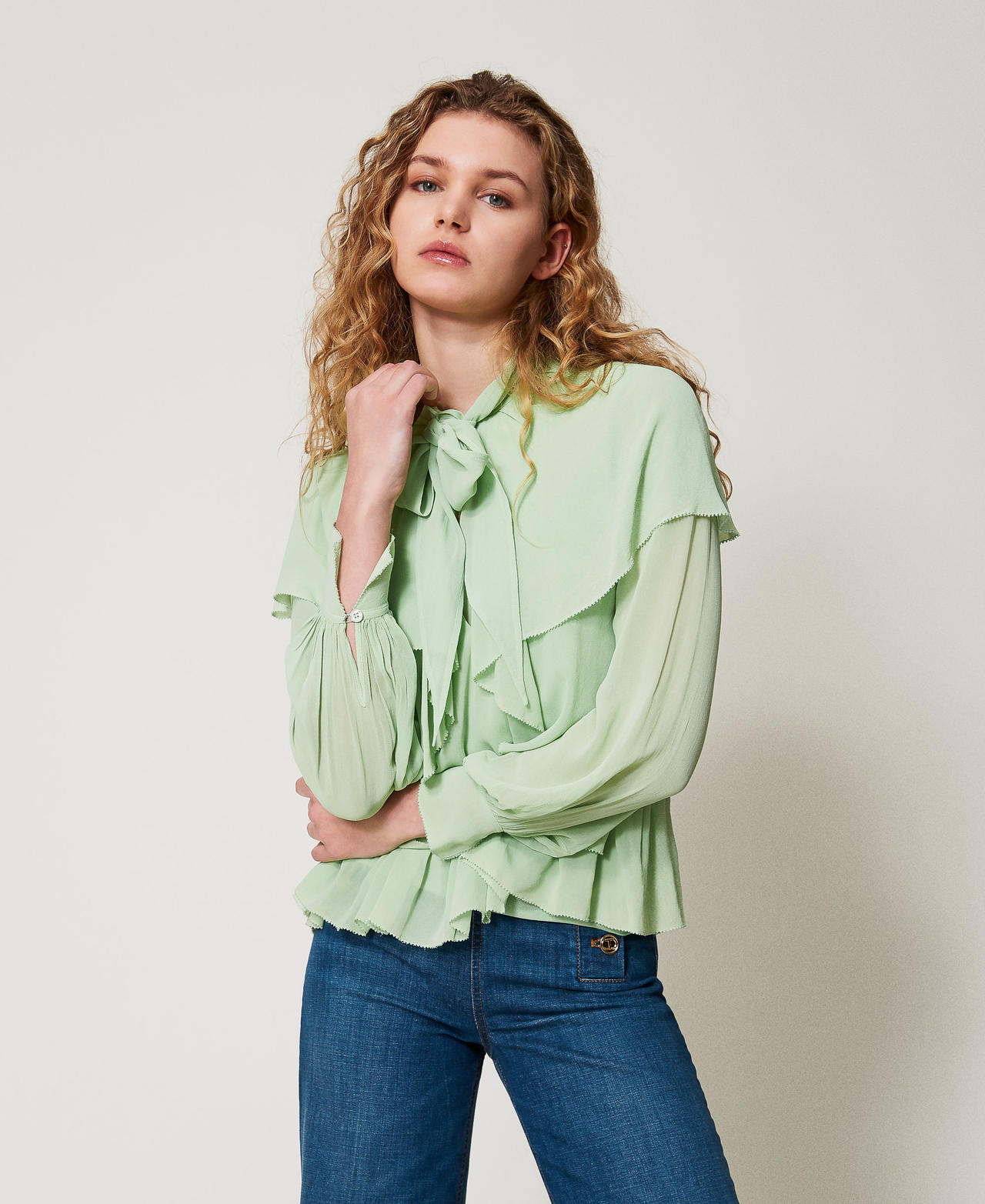 Georgette blouse with flounces Mint Woman 251TP2742_12080_01