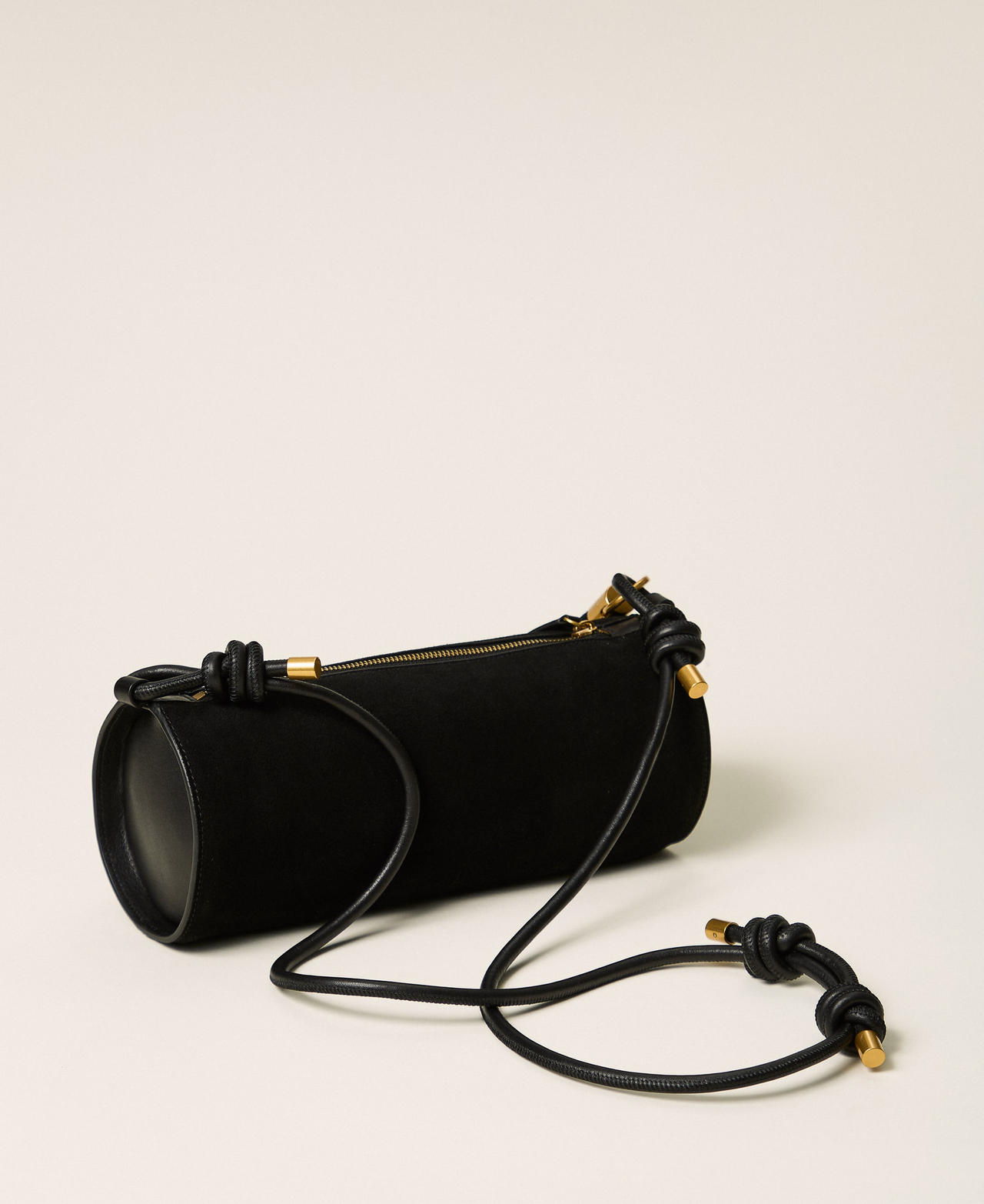 Zylindertasche aus Veloursleder mit Quaste Schwarz Frau 262TD8232_00006_03