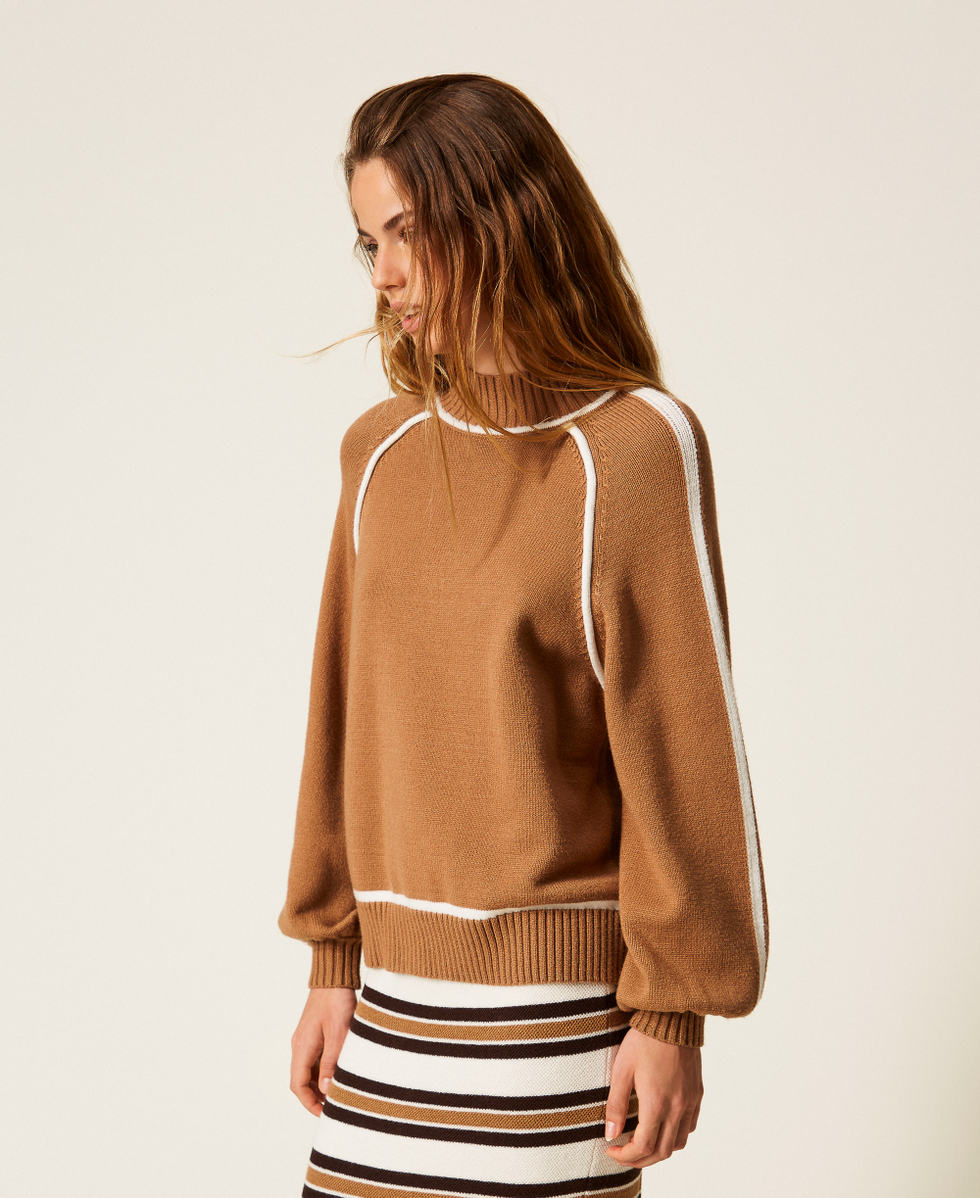Maglia con profili a contrasto Bicolor Camel / Off White Donna 252LI3NCC_12725_02