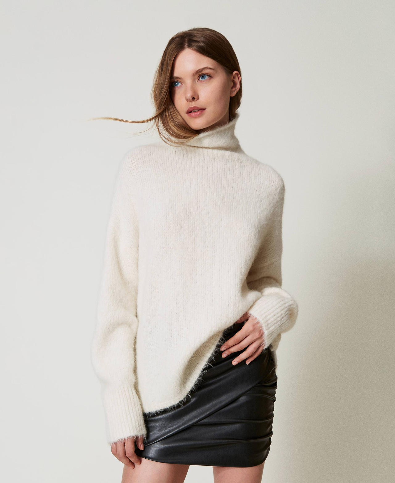 MYFO alpaca blend jumper White Snow Woman 242AQ3410_00282_02