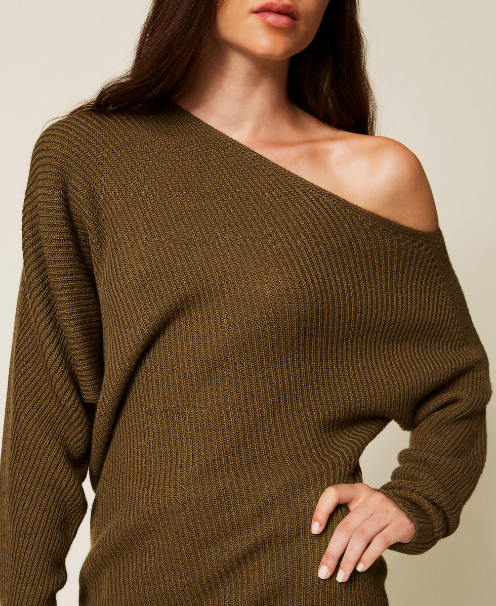 Wool blend asymmetric jumper Green Olive Woman 252LI3MAA_12655_05