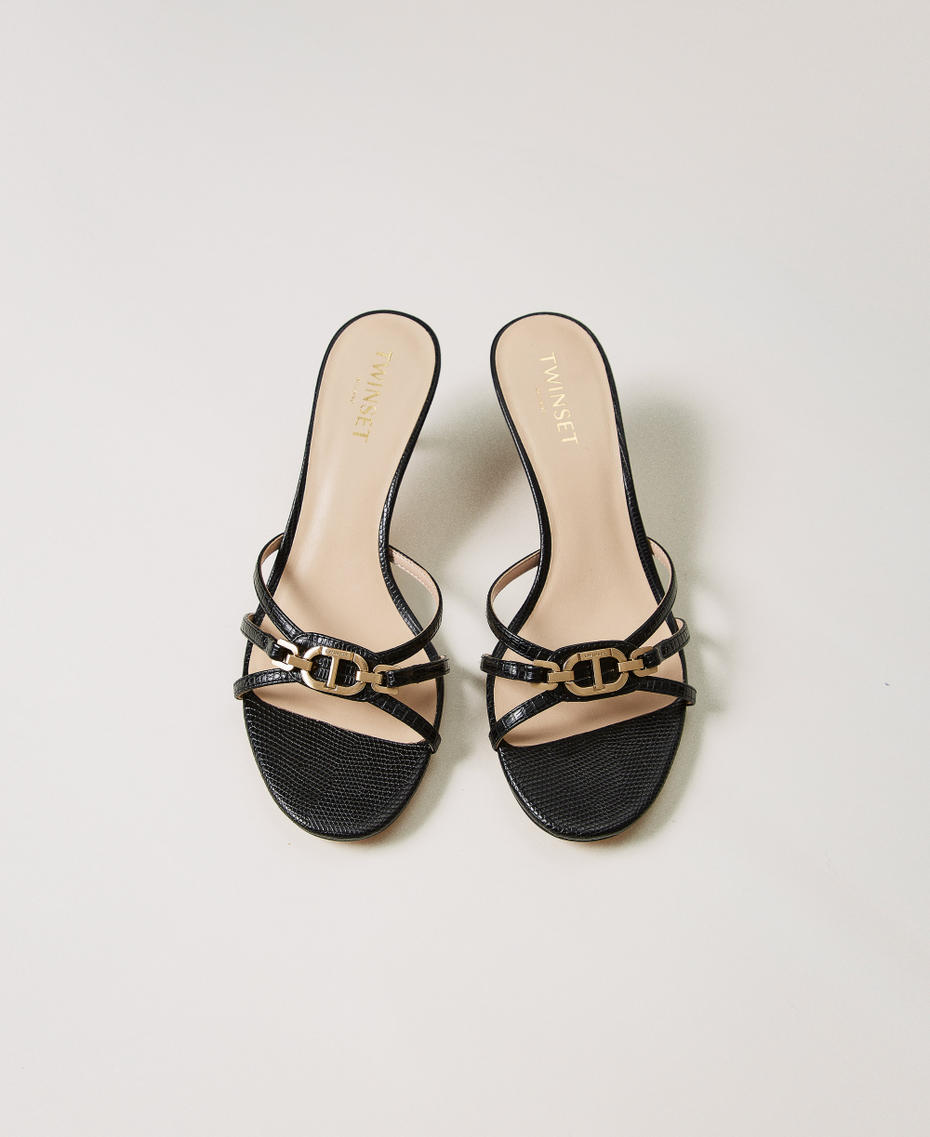 Mules with Oval T Black Woman 251TCP102_00006_04