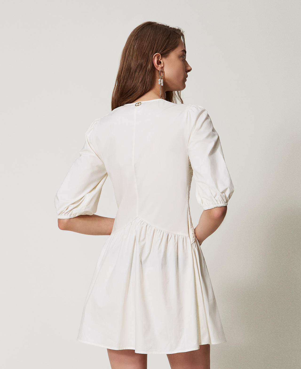 Short poplin dress with crochet detail White Snow Woman 251TT2081_00282_03