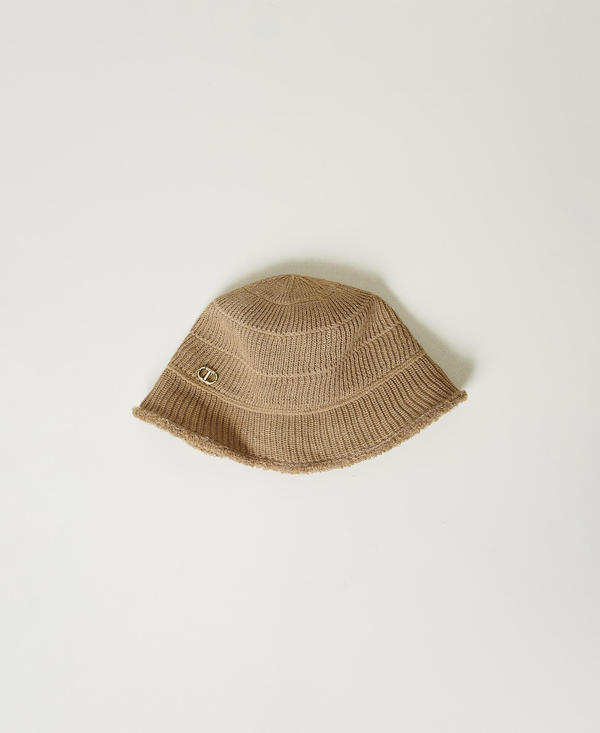 Knitted bucket hat