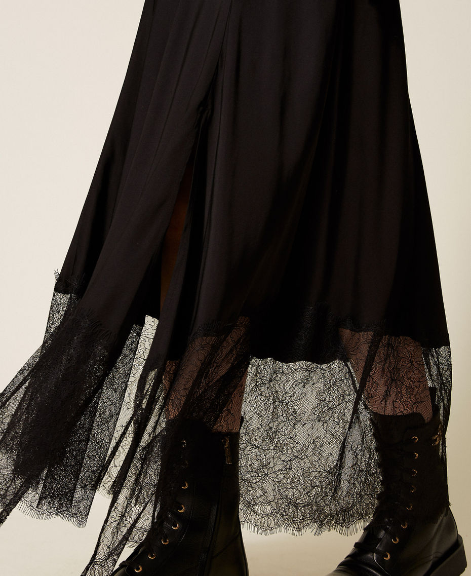 Midi-Rock aus Satin mit Spitze Schwarz Frau 252LL2TCC_00006_04
